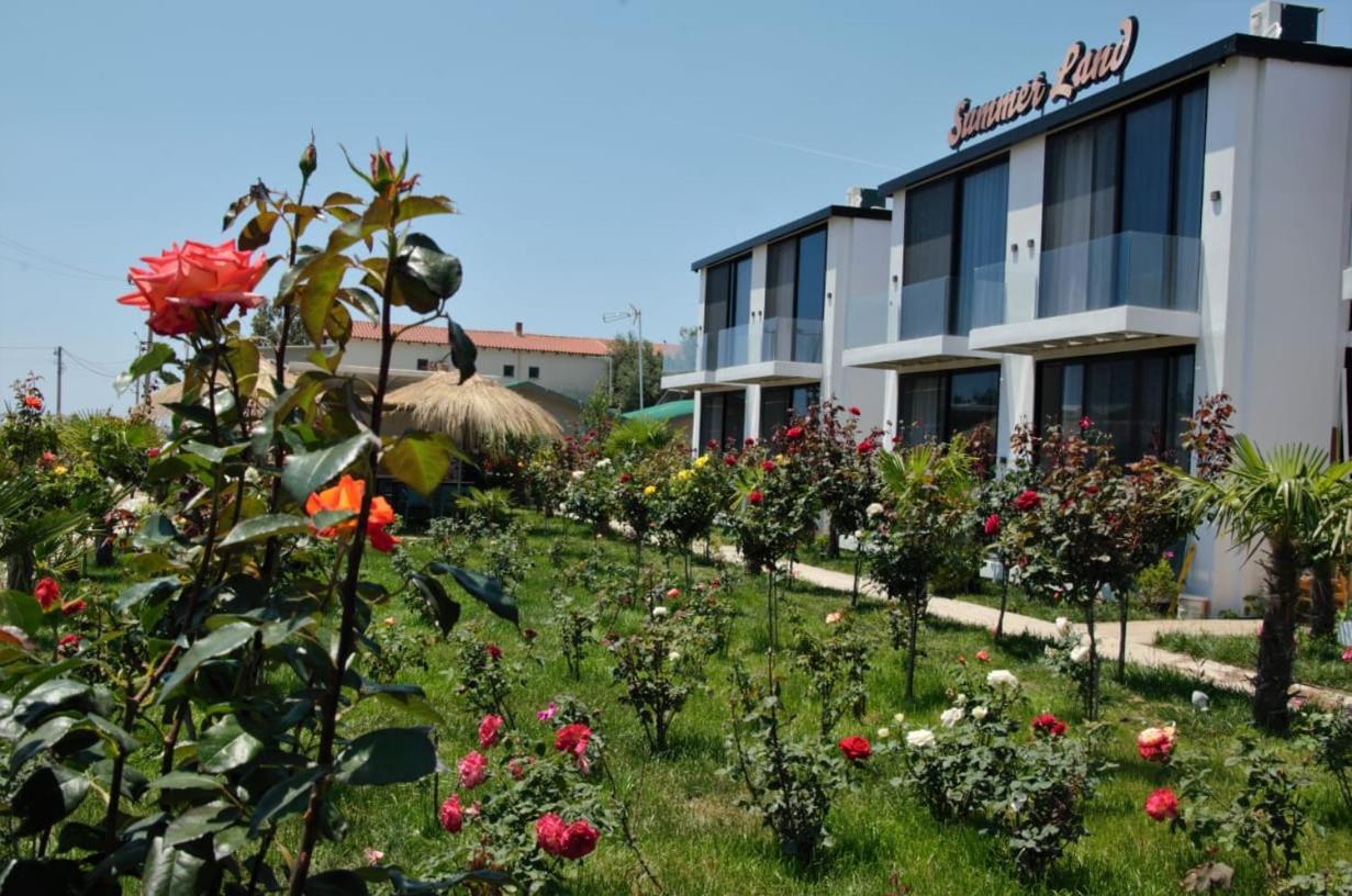 Summer Land Borsh Exterior foto